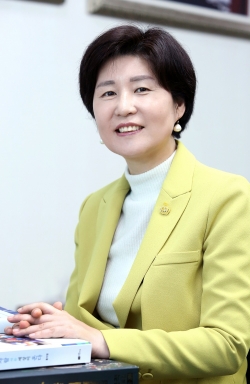 백혜련 더불어민주당 전국여성위원장