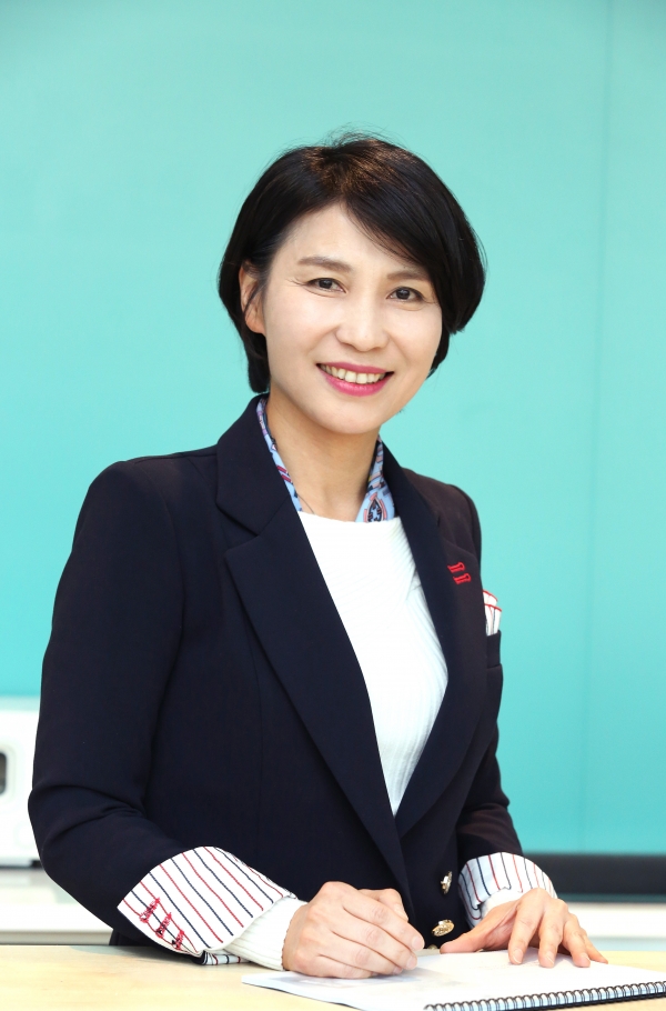 한국여성벤처협회 제11대 회장에 취임한 박미경 포시에스 대표 ⓒ이정실 여성신문 사진기자