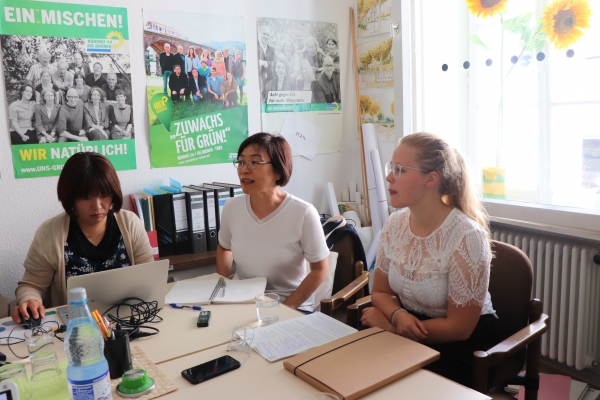 녹색당 소속 카롤리네 뷔르츠 시의원을 만나 녹색당의 여성정책과 의회 내 성평등을 위한 노력에 대해 들었다. ©한국여성재단