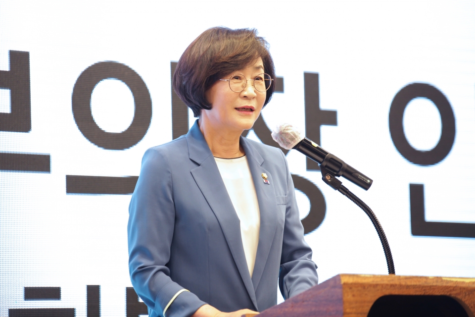 24일 오후 서울 영등포구 국민일 한국여성의정이 마련한 