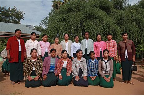 만달레이 주 세테인 마을의 초등학교 교사들. Ⓒ조용경