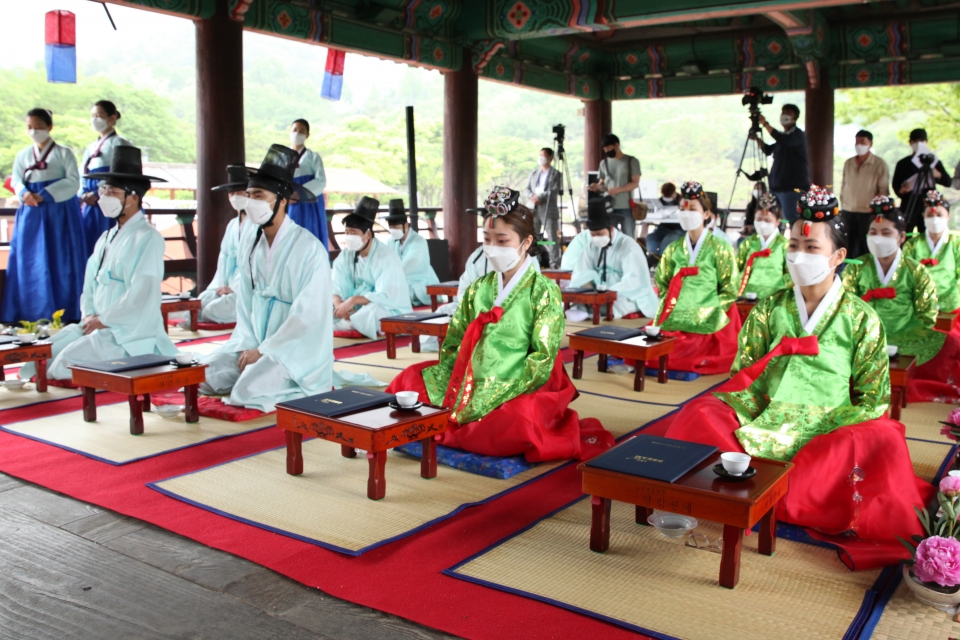 17일 오전 서울 중구 남산골한옥마을에서 서울시가 '성년의날 기념행사'를 개최했다. ⓒ홍수형 기자