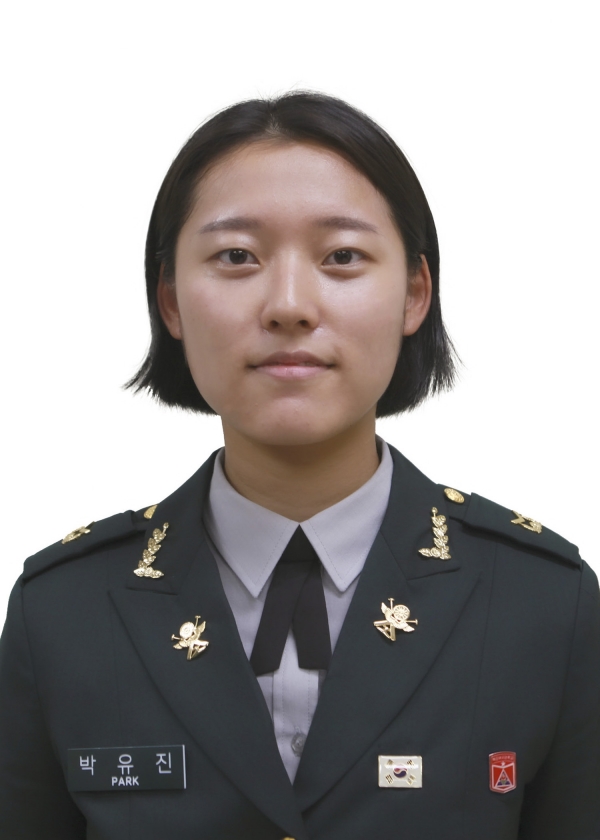 육군참모총장상을 수상한 박유진 하사. ⓒ육군 제공