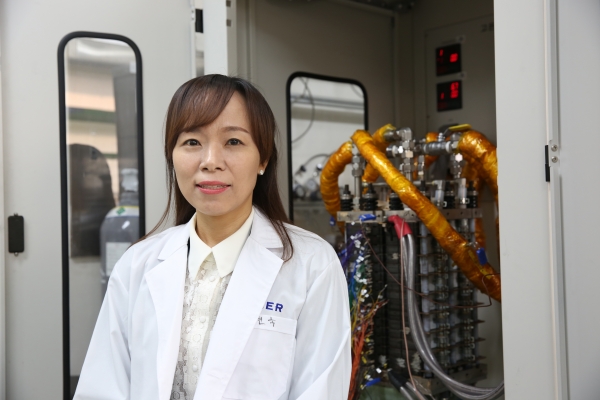 2021년 올해의 여성과학기술인상 산업부문 수상자인 김민진(46) 한국에너지기술연구원(에기연) 책임연구원. ⓒ김민진 책임연구원 제공