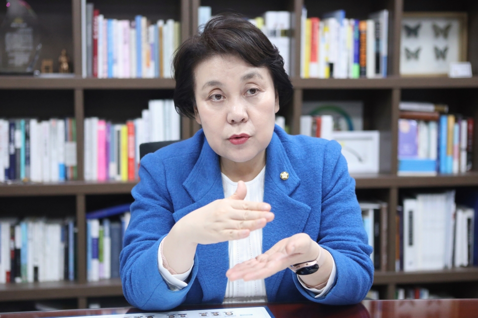 정춘숙 더불어민주당 의원 ⓒ홍수형 기자