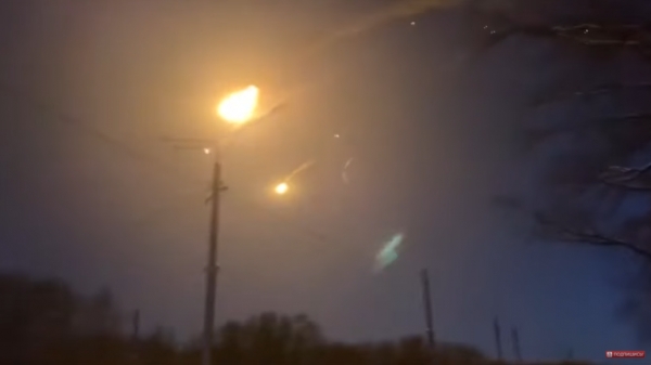우크라이나군의 미사일 공격으로 러시아 전투기가 추락하고 있다. ⓒ우크라이나 군 유튜브 갈무리