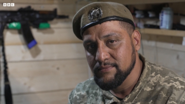우크라이나 군으로 러시아와의 전쟁에 참전하고 있는 아프간 난민 잘랄 누리 ⓒBBC 화면 갈무리
