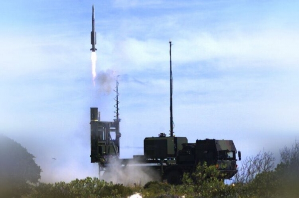 우크라이나군이 미국이 지원한 지대공미사일(NASAMS)을 발사하고 있다. ⓒ우크라이나 국방부 트위터
