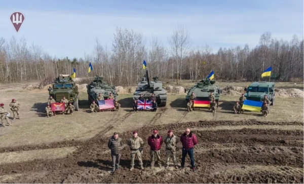 독일과 영국 등 서방이 지원한 전차가 속속 우크라이나에 도착하고 있다. ⓒ우크라이나 국방부 트위터