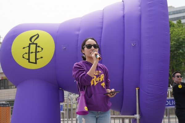 한국성폭력상담소 유랑 활동가가 발언하고 있다. ⓒ이수진 기자