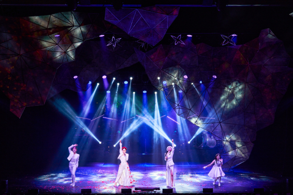 창작 뮤지컬 ‘프리다’가 1000석 규모 대극장 공연으로 ‘업그레이드’돼 돌아왔다.  ⓒEMK뮤지컬컴퍼니 제공