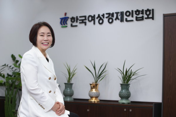 이정한 한국여성경제인협회 회장 ⓒ여성신문‧성혜련 사진작가