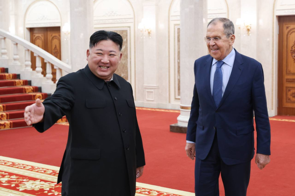 김정은 북한 국무위원장이 19일 세르게이 라브로프 러시아 외무부 장관을 접견했다. ⓒ러시아 외무부