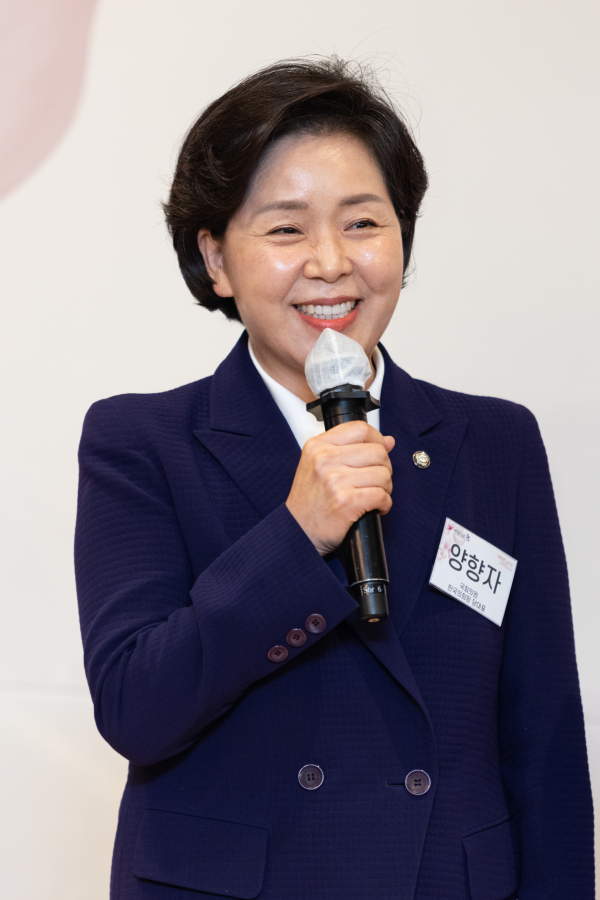 양향자 한국의희망 대표가 30일 여성신문 창간 35주년 기념식에 참석했다. ⓒ송은지 사진작가·여성신문
