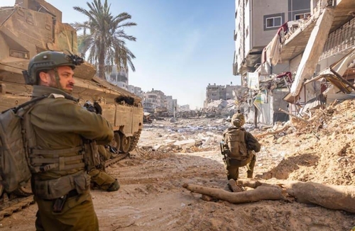 가자지구 지상전에 투입된 이스라엘군 병사들 ⓒ연합뉴스(이스라엘군 제공)