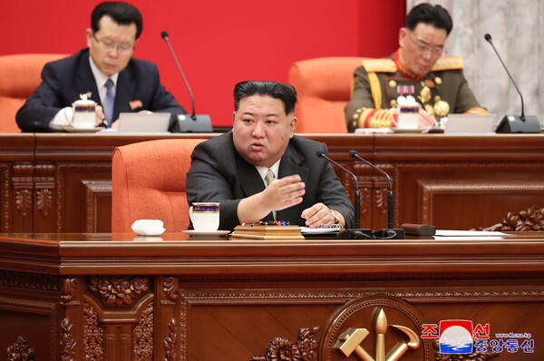 북한은 지난 26일부터 개최되었던 연말 전원회의가 30일 결속됐다고 조선중앙통신이 31일 보도했다. ⓒ평양 조선중앙통신=연합뉴스