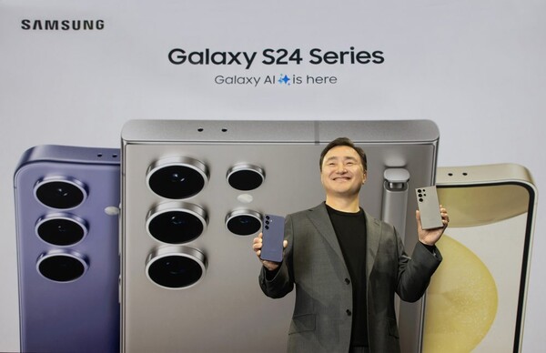 17일(현지시간) 미국 새너제이에 위치한 SAP센터에서 개최된 ‘갤럭시 언팩 2024(Galaxy Unpacked 2024)’ 행사에서 ‘갤럭시 S24 시리즈’를 소개하는 삼성전자 MX사업부장 노태문 사장. ⓒ삼성전자