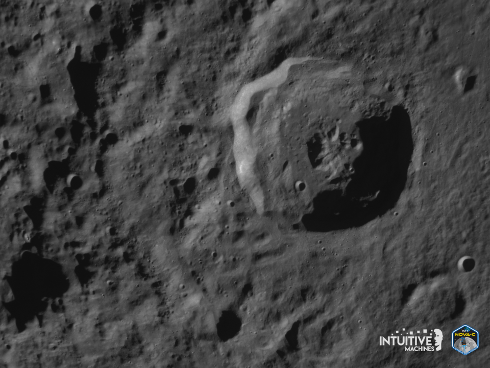 오디세우스가 찍은 달 표면 ⓒ인튜이티브 머신스 홈페이지