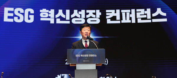 우태희 대한상공회의소 상근부회장이 19일 서울 중구 상의회관에서 열린 ‘ESG 혁신성장 콘퍼런스’에서 인사말을 하고 있다. ⓒ대한상공회의소