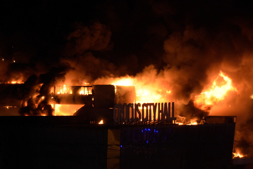 크라스노고르스크의 공연장이 불에 휩싸여 있다. ⓒ타스 연합뉴스