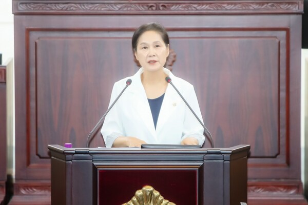 김미영 화성시의원이 지난 12일 '5분 발언'을 통해 공장화재에 대한 심각성을 경고하며 대책마련을 촉구했다. ⓒ화성시의회