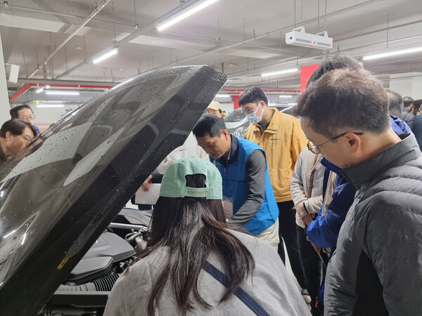 지난해 실시한 ‘무료 자동차 정비교실’ 실습교육 현장 ⓒ양천구