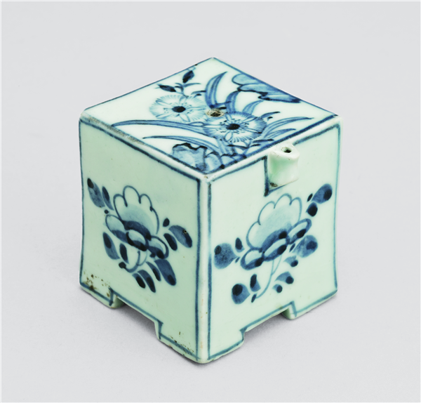 백자청화연적. ⓒ나마갤러리 제공