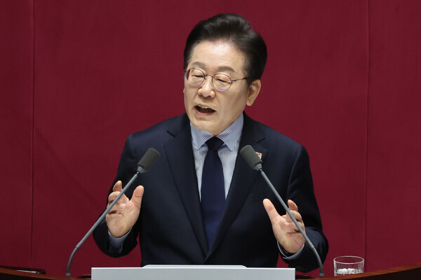 더불어민주당 이재명 대표가 10일 국회 본회의에서 교섭단체 대표 연설을 하고 있다. ⓒ연합뉴스