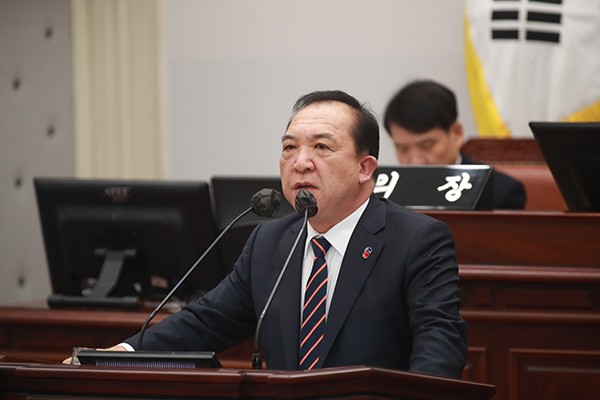 이정엽 제주도의원이 대표발의한 ‘제주특별자치도 발달장애인 권리 보장 및 지원에 관한 조례‘ 개정안이 27일 본회의를 통과했다. ⓒ제주도의회