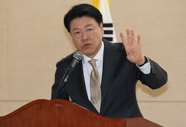 성폭행 혐의로 경찰 수사를 받던 장제원 전 국민의힘 의원이 지난달 31일 밤 사망했다. ⓒ연합뉴스