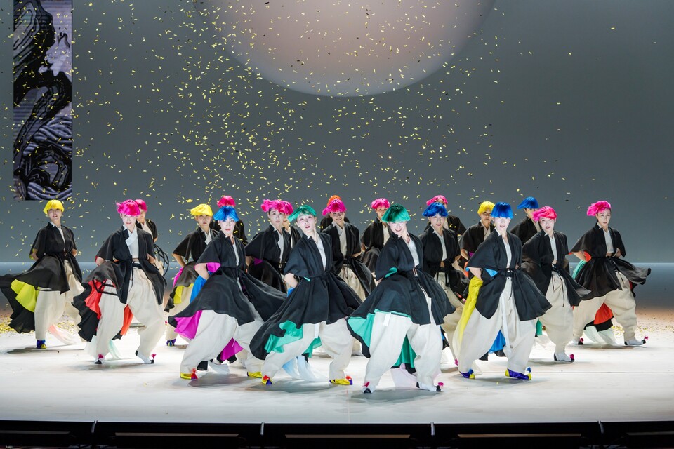 국립무용단 ‘미인’. ⓒ국립무용단 제공