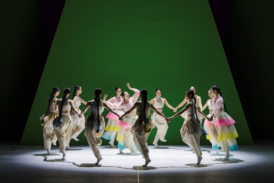 국립무용단 ‘미인’.
