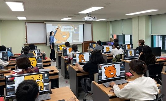경력단절여성 대상 '이모티콘 디자이너 양성' 교육 운영 모습. ⓒ양천구