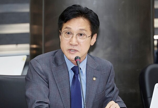 신영대 의원이 지난 3월 25일 육아용품 구입비의 15%를 소득세에서 세액공제하는 내용을 담은 ‘소득세법 일부개정법률안’을 대표 발의했다. ⓒ연합뉴스