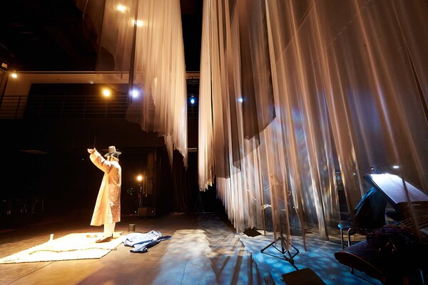 '눈 먼 사람' 공연사진. ⓒ강동구