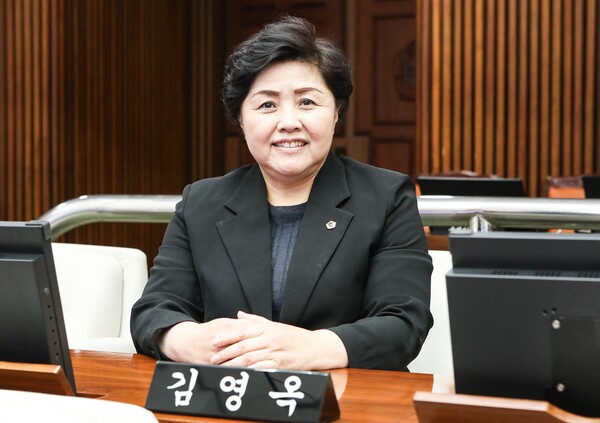 서울시의회 김영옥 보건복지위원장(국민의힘, 광진3)이 발의한 「서울특별시 마약류 상품명 사용 문화개선에 관한 조례」 일부개정조례안이 4월 30일 본회의를 통과했다. ⓒ손상민 사진기자