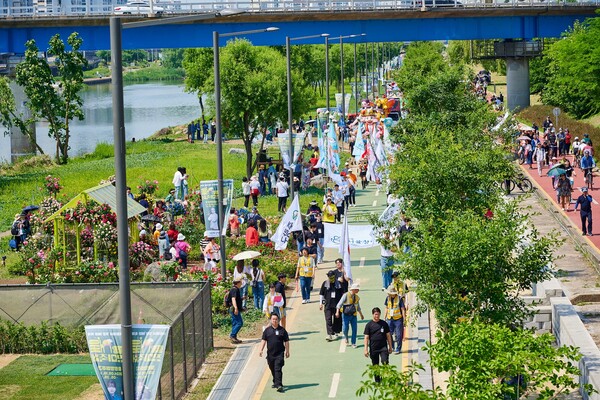 주민 참여로 더욱 빛나는 제17회 중랑 서울장미축제. ⓒ중랑구