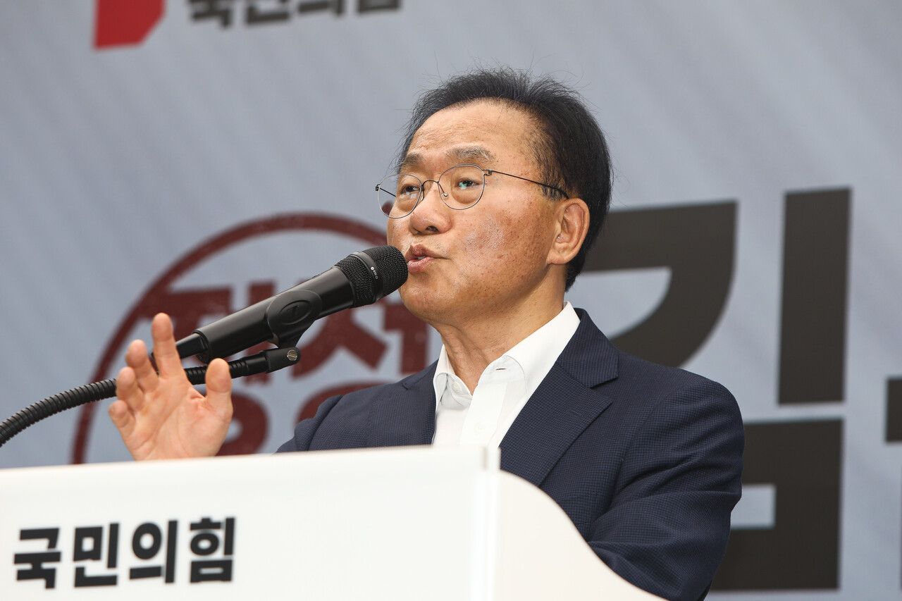 21일 국민의힘 당사 다목적홀에서 열린 ‘정정당당 여성본부 필승 결의대회’에서 윤재옥 총괄선대본부장이 발언을 하고 있다. ⓒ손상민 사진기자