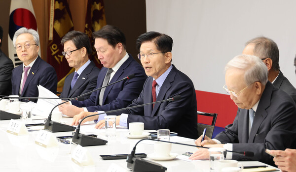 김문수 국민의힘 대선후보가 경제5단체 간담회에서 인사말을 하고 있다. ⓒ대한상공회의소