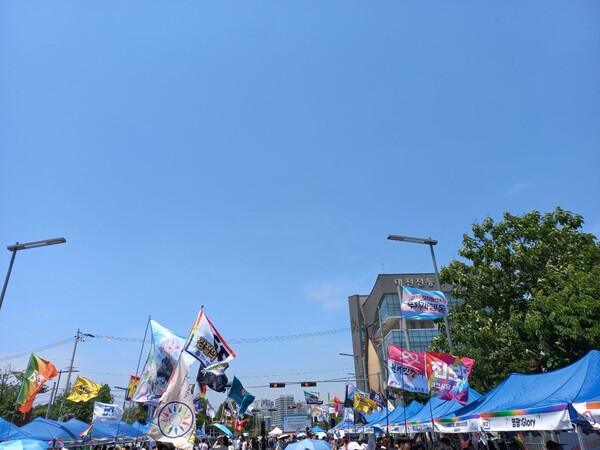 제2회 대전퀴어문화축제 ‘사랑이쥬-광장에 나와, 너’ 가 7일 오후 대전 동구 소제동 전통나래관 일원에서 열렸다. ⓒ정보라 작가 제공