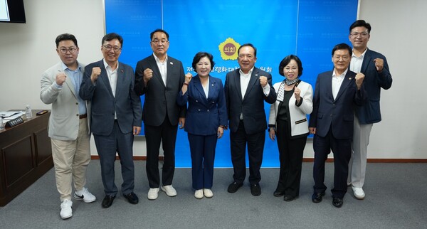 제주도의회 저출생·고령화대책특별위원회가 지난 5일 출범했다. ⓒ제주도의회 제공