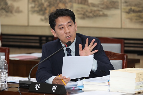 한권 제주도의원. ⓒ제주도의회 제공