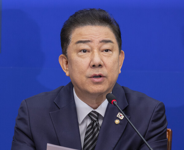 더불어민주당 김병기 원내대표가 13일 국회에서 열린 최고위원회에서 발언을 하고 있다. ⓒ연합뉴스