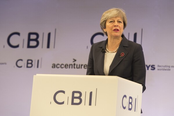 지난 2017년 11월 6일 테레사 메이 총리가 CBI 연차 총회에서 연설하는 모습. ⓒ영국 정부 플리커 계정(number10)