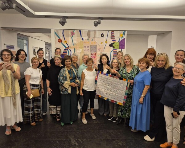 ‘한국 역사 속 여성의 저항과 해방’ 조각보 전시 ⓒ기계형 관장