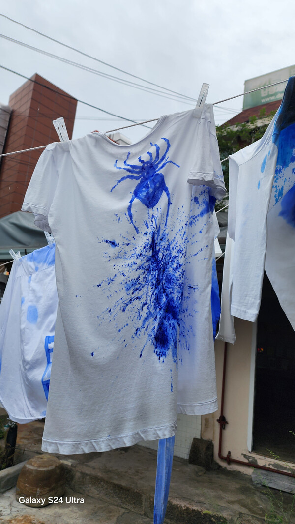 거미의  신화.  혐오와 유용함이  공존하는  여자의  삶 ⓒ바람 작가