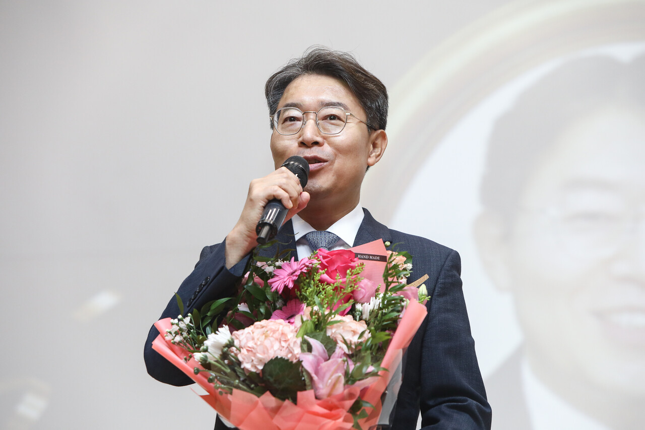 1일 서울 영등포구 국회 의원회관에서 열린 ‘제3회 양성평등정책대상’ 시상식에서 더불어민주당 최기상 의원이 국회의원 특별상 수상자로 선정됐다. ⓒ손상민 사진기자