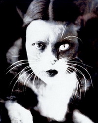 완다 율츠의 ‘나와 고양이’(1932년 작) ⓒGNC Media 제공