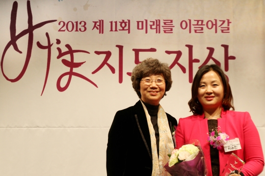 최순영 살림정치여성행동 대표와 이수진 연세의료원노동조합 위원장