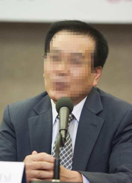 10월 29일 오전 서울 중구 프레스센터에서 열린 아동학대 없는 세상을 위한 기자간담회에서 나영이 아버지가 발언하고 있다.